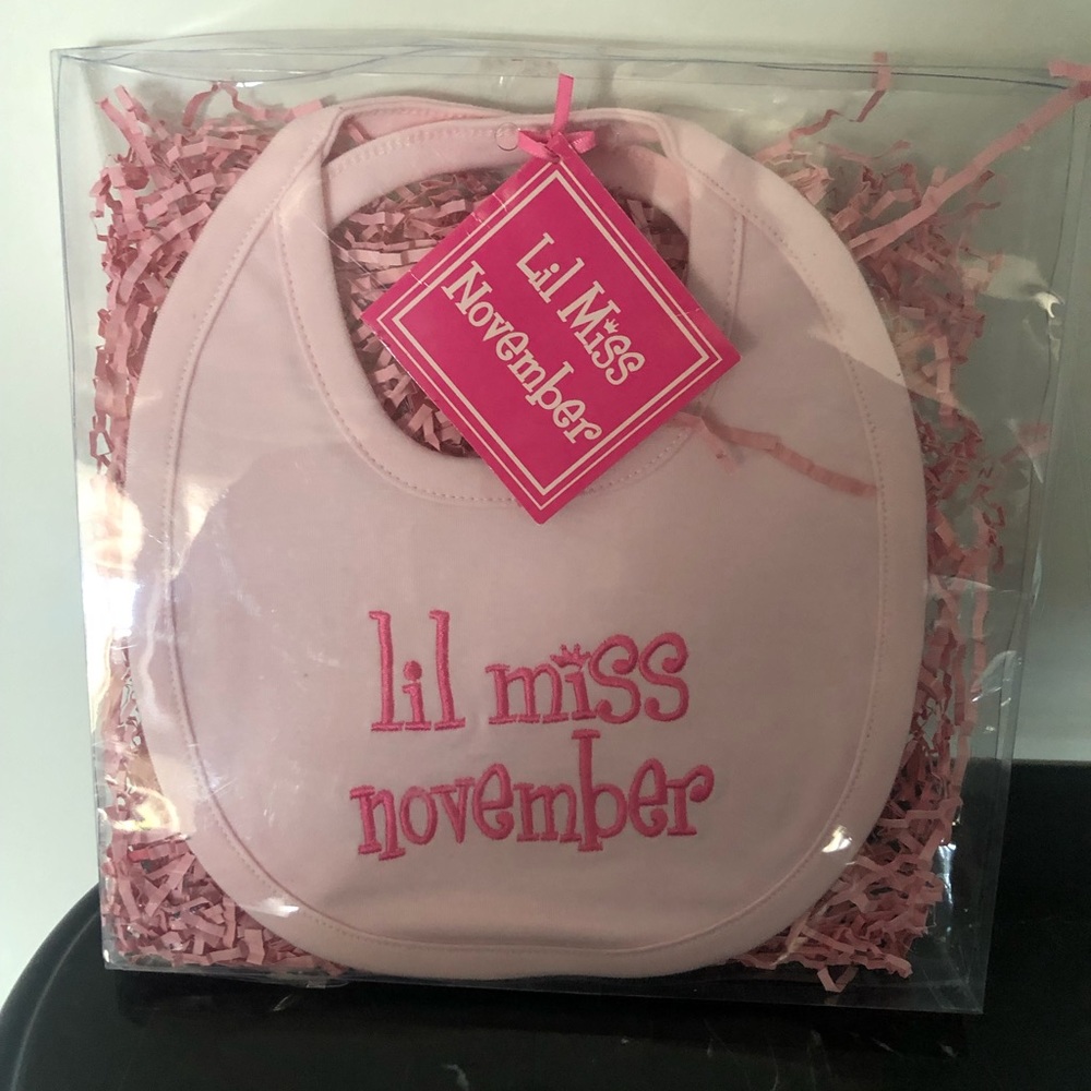 Mudpie Little miss November baby bib nwt